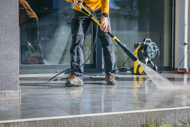 Best Pool Deck Cleaning  in Gambrills, MD